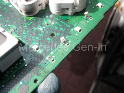 Mercedes Sprinter Instrument Lamp Repair 5
