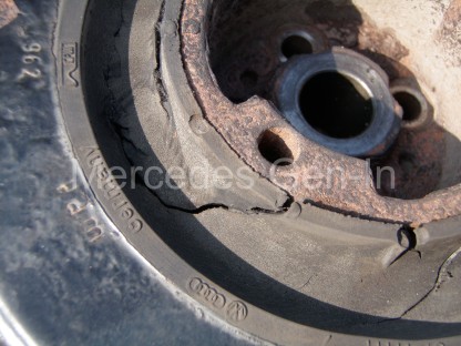 Volkswagen VW Crafter CR35 Crank Shaft Pulley Replacement 3