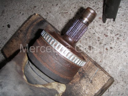 Mercedes ABS Fault - Reluctor ring replacement 9