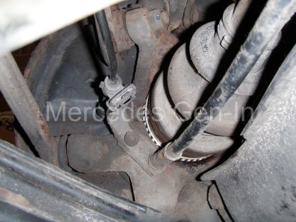 Mercedes ABS Fault - Reluctor ring replacement 10