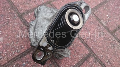 VW Crafter Vacuum Pump Replacement 5