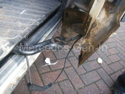 Mercedes Sprinter VW Crafter Side loading Door Cable Management Issues 1